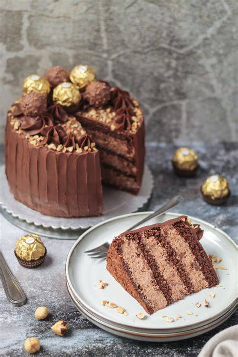 Torta Ferrero Rocher hotová