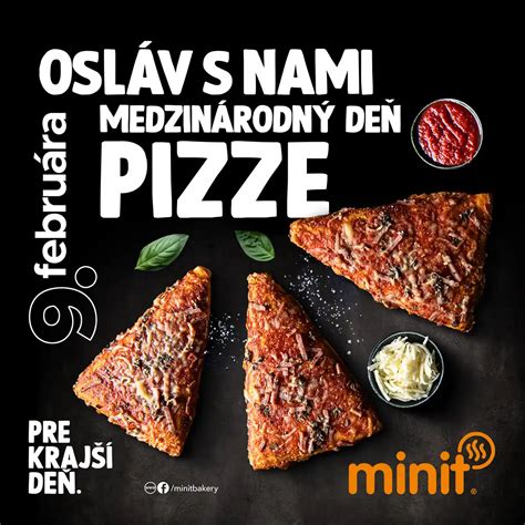 Ľudia oslavujú Svetový deň pizze prípravou pizze doma, návštevou pizzerií alebo organizovaním pizza párty