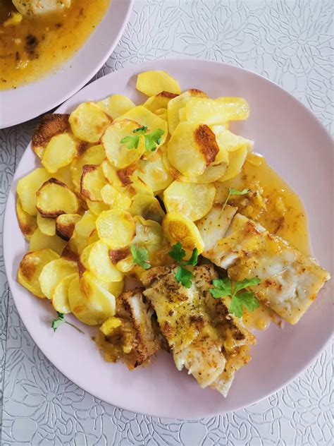 Pečená treska so zemiakmi a pomarančovou omáčkou