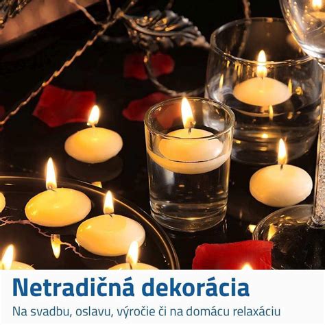 Malé plávajúce sviečky vyrobené z orechových škrupiniek