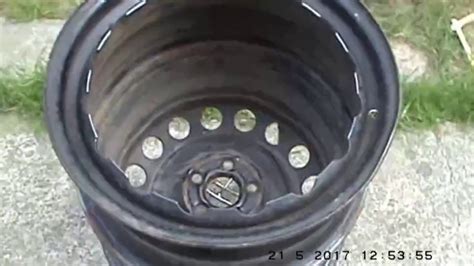 DIY gril vyrobený z diskov kolies auta
