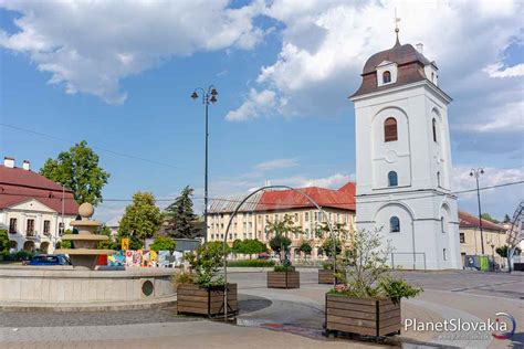 Pohľad na priemyselnú zónu v Brezne