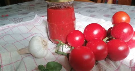 Základné ingrediencie na paradajkový základ