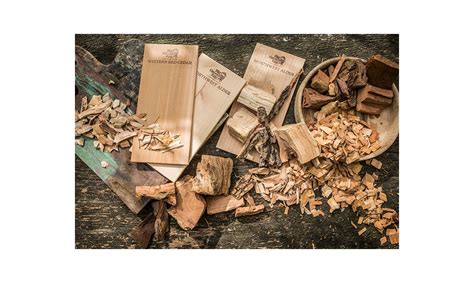 Ilustrácia rôznych druhov dreva na údenie