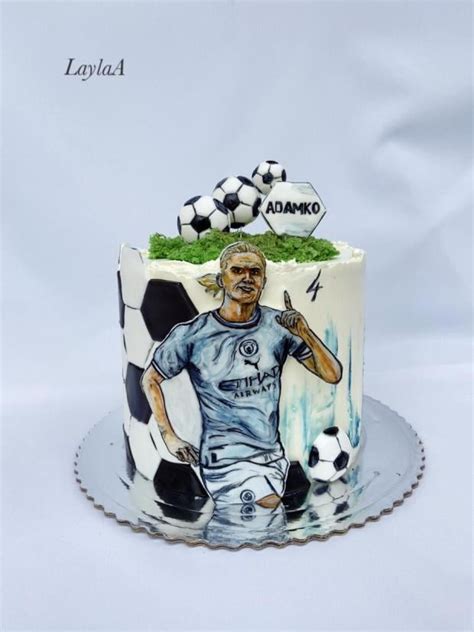 Futbalová torta s rôznymi motívmi