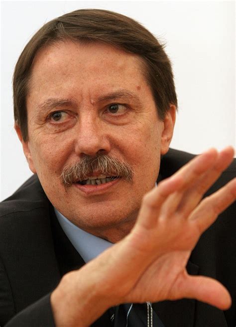 Ján Langoš ako federálny minister vnútra