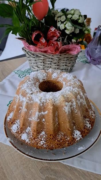 vrstvenie cesta do formy na bábovku