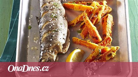 Jablkový panáčik s mrkvovými a citrusovými doplnkami