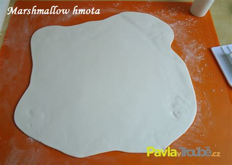 Marshmallow hmota a jej spracovanie