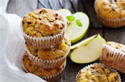Muffiny s ovsenými vločkami a jablkami