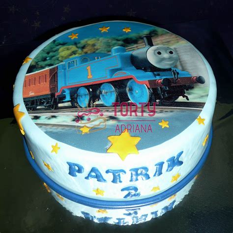 Torta Vláčik Tomáš s čokoládovými detailmi
