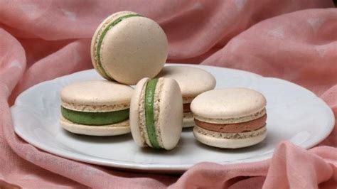 ukážka tvarovaných makróniek