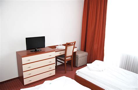 Ukážka modernej dvojlôžkovej izby v hoteli