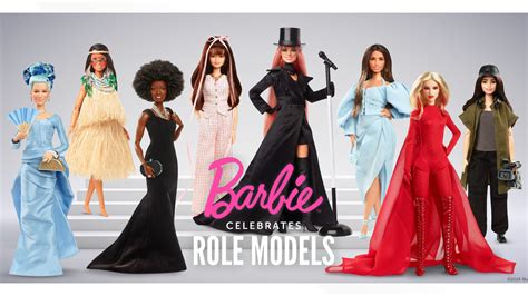 Barbie 65. výročie v čierno-bielych šatách