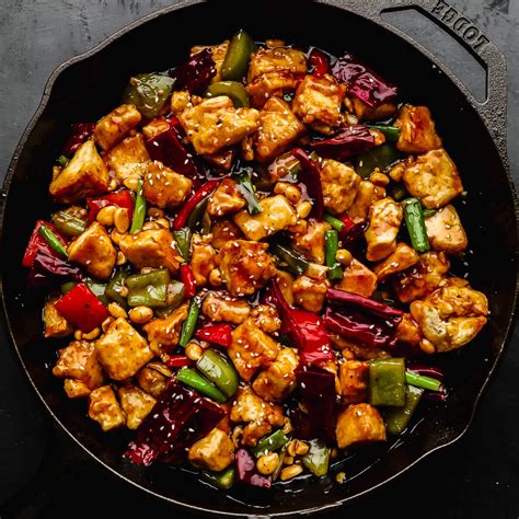 Kung Pao s tofu a farebnou zeleninou