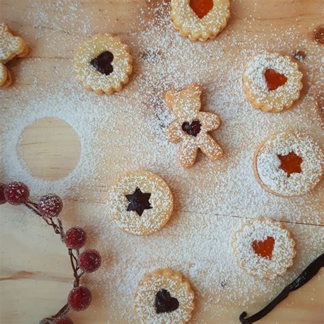 Rôzne tvary medových koláčikov