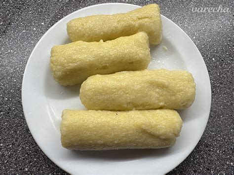 Zemiakové cesto na knedle
