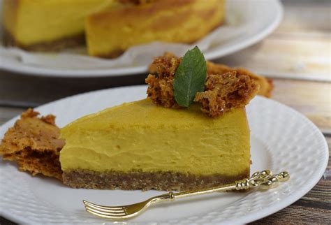 Tekvicový cheesecake s karamelom a tekvicovým pyré