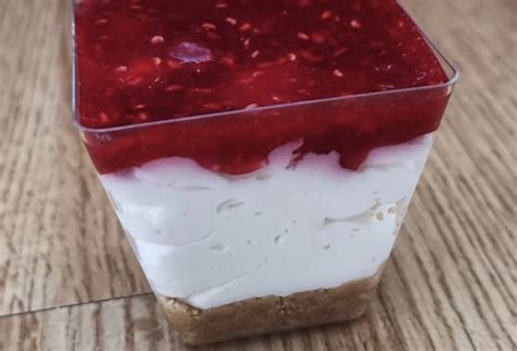 Uskladnenie nakladaného hermelínu v pohároch