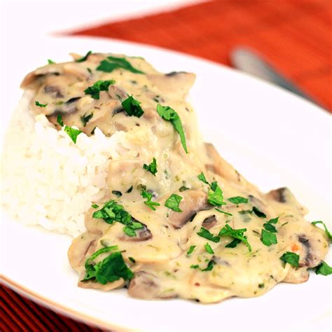 Ilustračná fotka hubovej omáčky