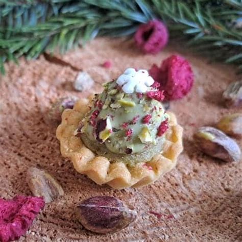 Linecké košíčky s pistáciovým krémom