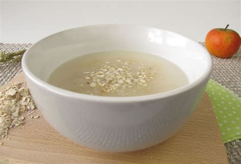 Ilustrácia rôznych jedál pripravených z ovsených vločiek