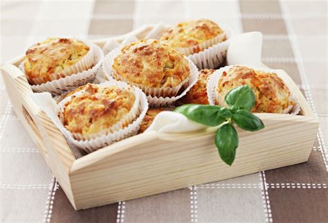 Slané muffiny so šunkou a bylinkami