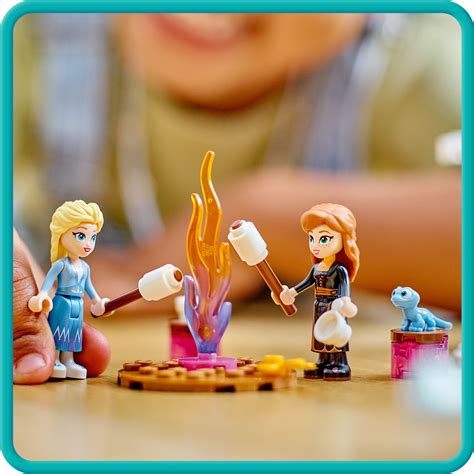 Torta s postavami z Ľadového kráľovstva - Elsa, Anna a Olaf