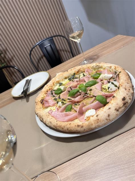 luxusná pizza