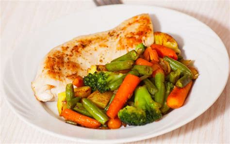 Zapekané kuracie mäso so zeleninou