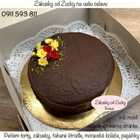 Ukážka dokonale potiahnutej marcipánovej torty