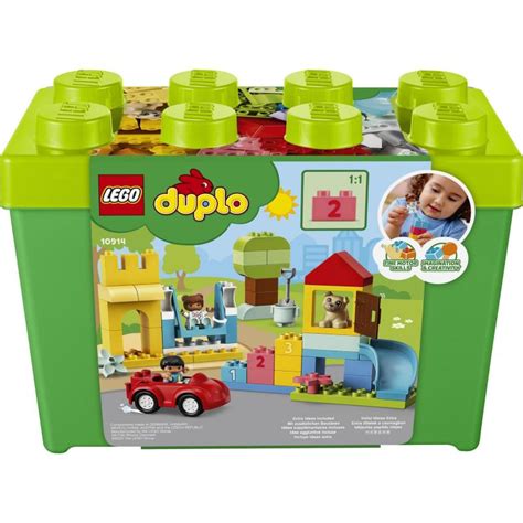 Príklad torty s LEGO kockami a postavičkami