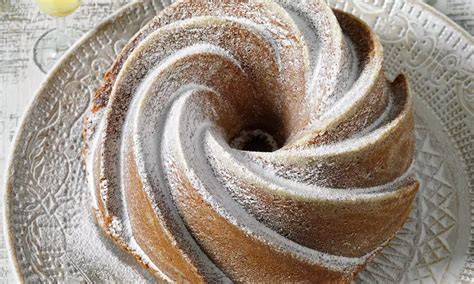 Bábovka pripravená na pečenie vo forme