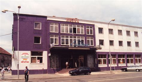 Exteriér Hotela Európa v Komárne