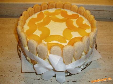 Torta s krémom z kyslej a šľahačkovej smotany