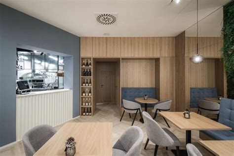 Interiér rodinnej reštaurácie Media Café