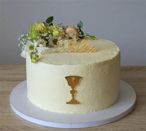 Torta na prvé sväté prijímanie so symbolmi
