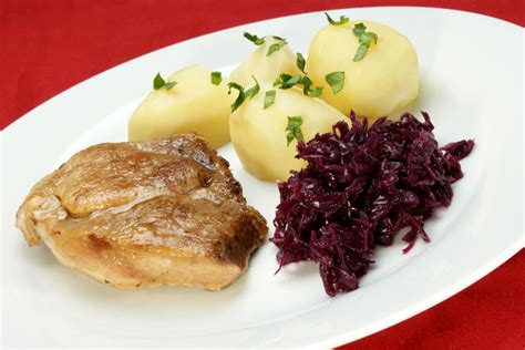 Bravčová krkovička s bylinkami