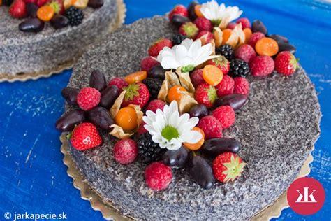 Bezlepková torta s pudingovým korpusom