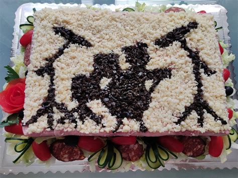 Nápady na dekoráciu slanej torty