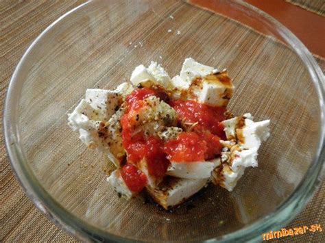 Nakladaný balkánsky syr a feta