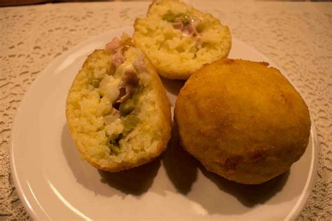 Sicílske Arancini na tanieri
