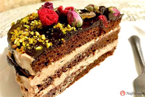 Vrstvená torta s gaštanovým a čokoládovým krémom