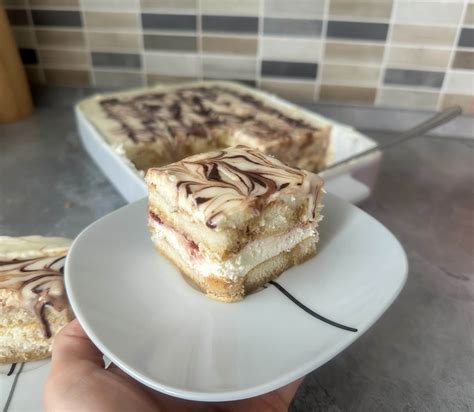 Falošné tiramisu s detskými piškótami