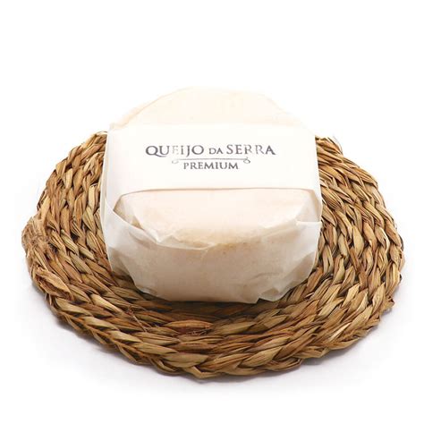 Zrejúci syr Queijo da Serra