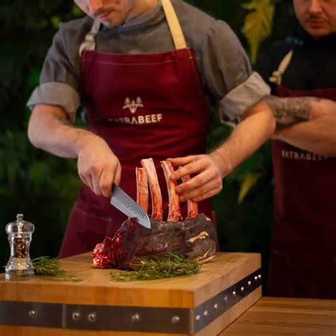 Rôzne typy steakov z diviny