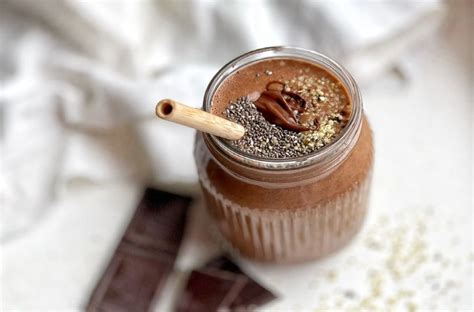 Ilustračné foto ingrediencií na čokoládové smoothie