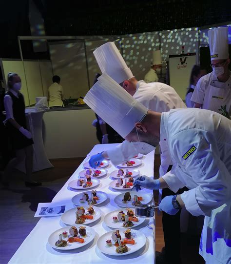 Tím reštaurácie Paprika pri práci