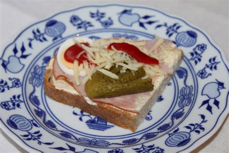 História obloženého chlebíčka