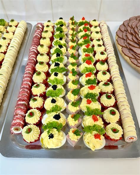 Dekorácia obložených chlebíčkov